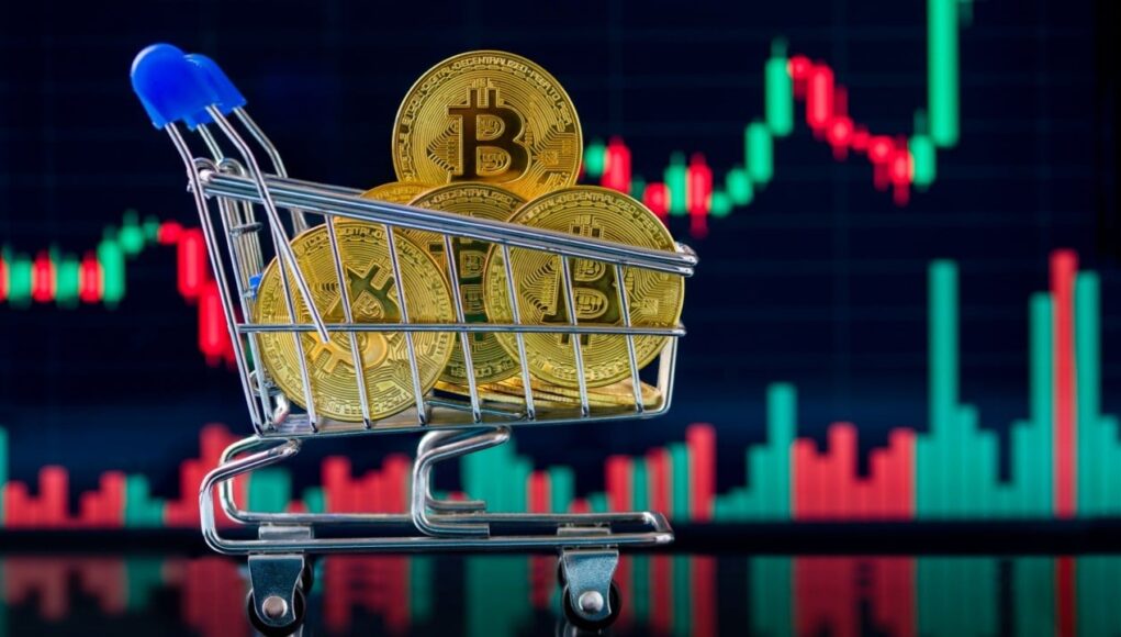 rate-cut-bets-surge-after-adp-miss-as-btc-eyes-110000-breakout.jpg