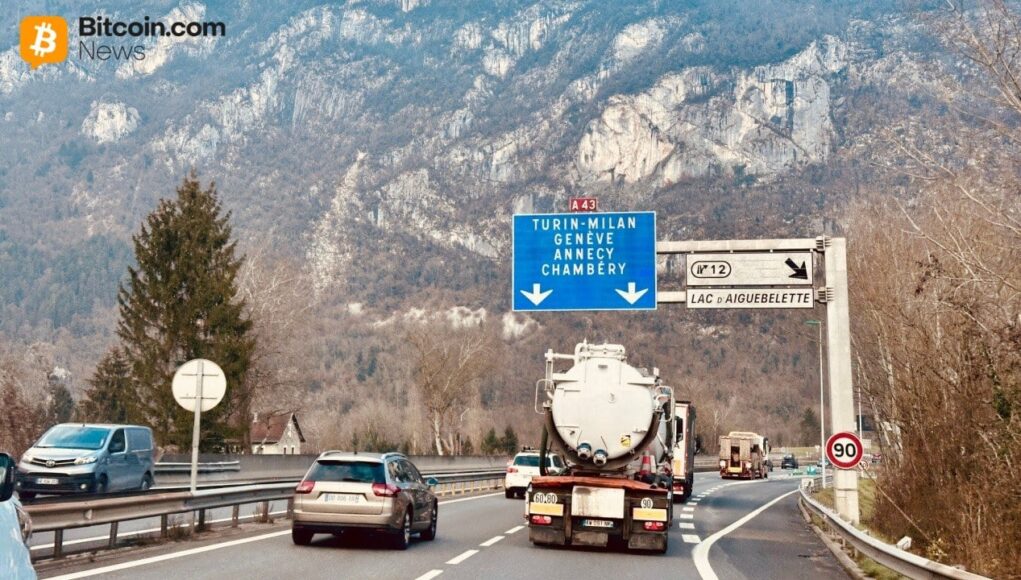 geneva-switzerland-road-connecting-geneva-to-lyon-france.jpg