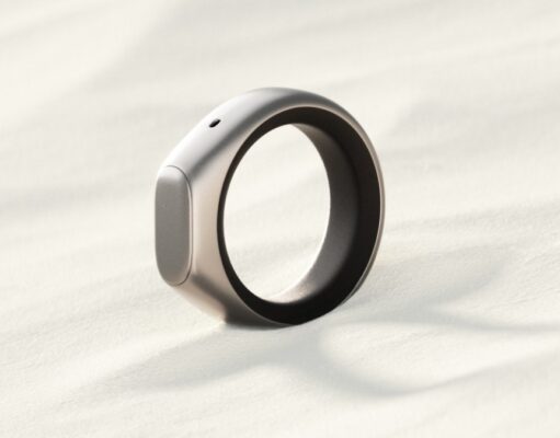 Former Meta employees launch a ring to take voice notes and control music