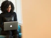 This AI tool lets you compare ChatGPT, Gemini, Grok, and more