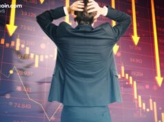 Altcoin Market Cap Slides Below $1T as Trumpās 15% Global Tariff Threat Rattles Investors