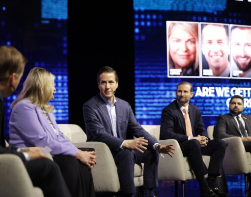 Lawmakers Warn Crypto Leadership Will Decide U.S. Leadership