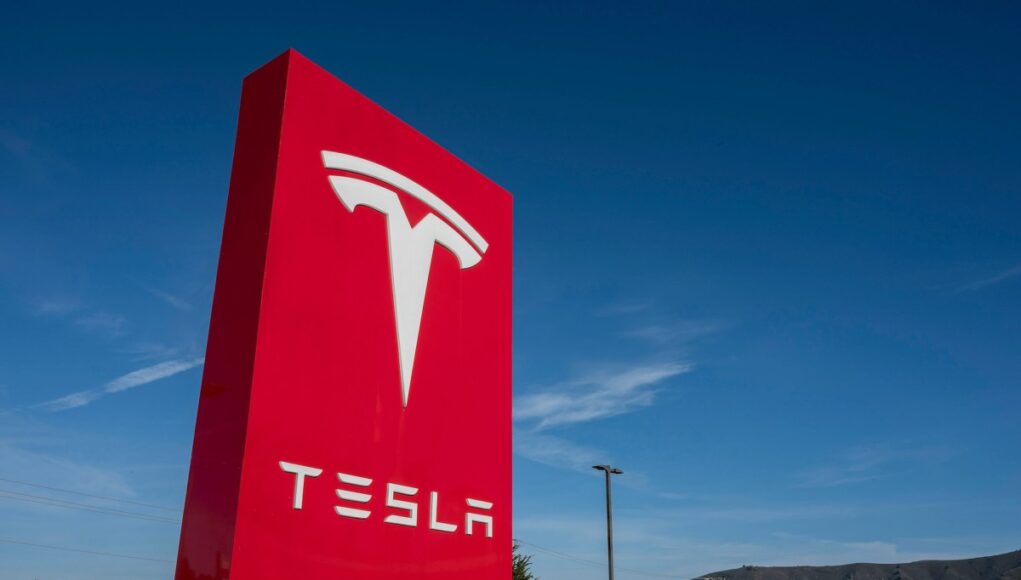 Tesla-sign-Getty.jpg