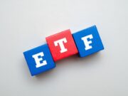 Bitcoin ETFs Lose $696 Million as Blackrock and Fidelity Lead Broad Crypto Selloff
