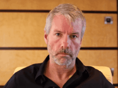 Community Clashes Over Strategy’s First Bitcoin Sale in 4 Years as MSTR Craters 7%