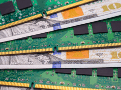 A Gamer Boosted His RAM With DIY Copper Pipe Heatsinks in 45 Minutes