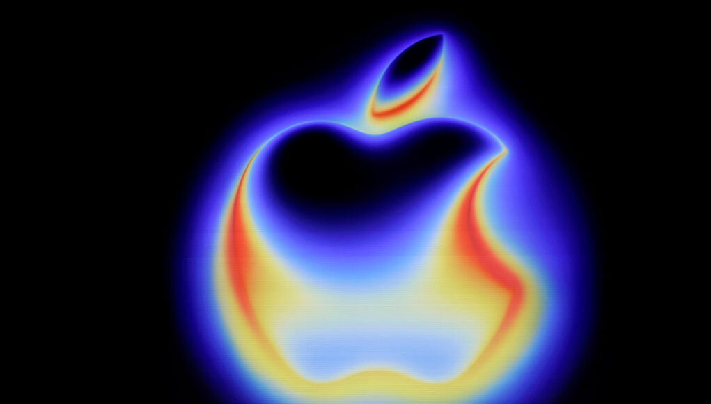 tim-cook-glowing-apple-logo-GettyImages-2234517515.jpg