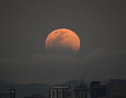 How to See the Partial Lunar Eclipse and Blood Moon on August 27