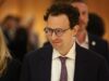 Anthropic’s CEO is about to have dinner with President Trump