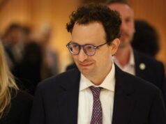Anthropic’s CEO is about to have dinner with President Trump