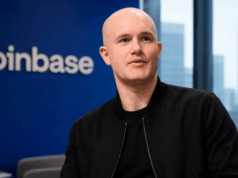 Coinbase CEO Brian Armstrong Challenges Banks as Stablecoin Rewards Fight Grows